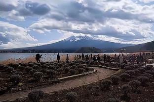 詹姆斯-沃西：浓眉知道 湖人现在是他的球队